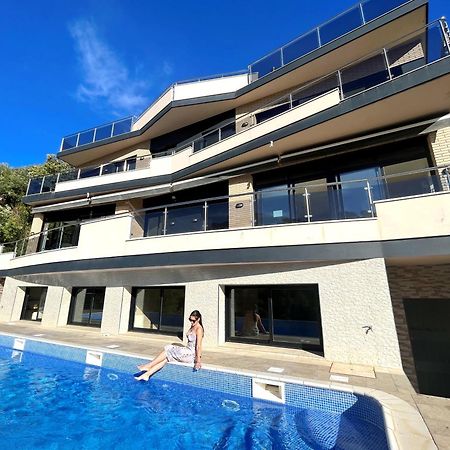 Villa De Lujo Con Vistas Al Mar Y Piscina Privada Santa Susanna Exterior photo